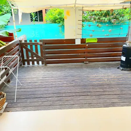 Apartament 2 Bedroom Terrace And Pool