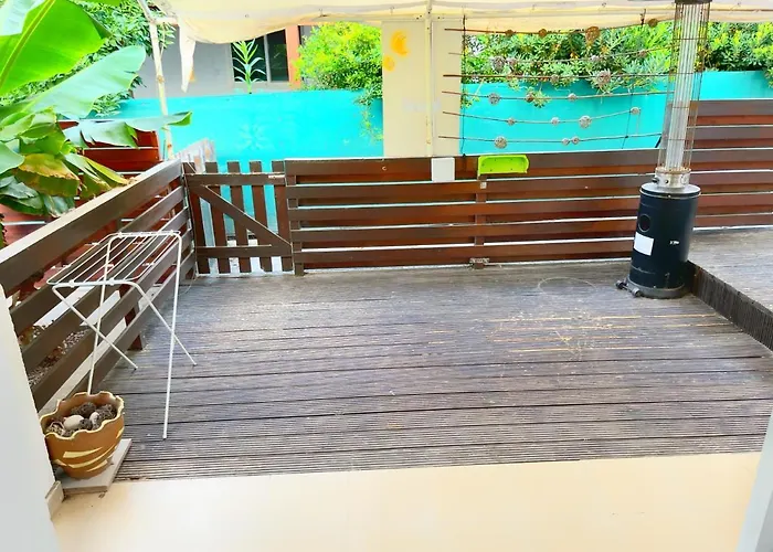 Апартаменты 2 Bedroom Terrace And Pool